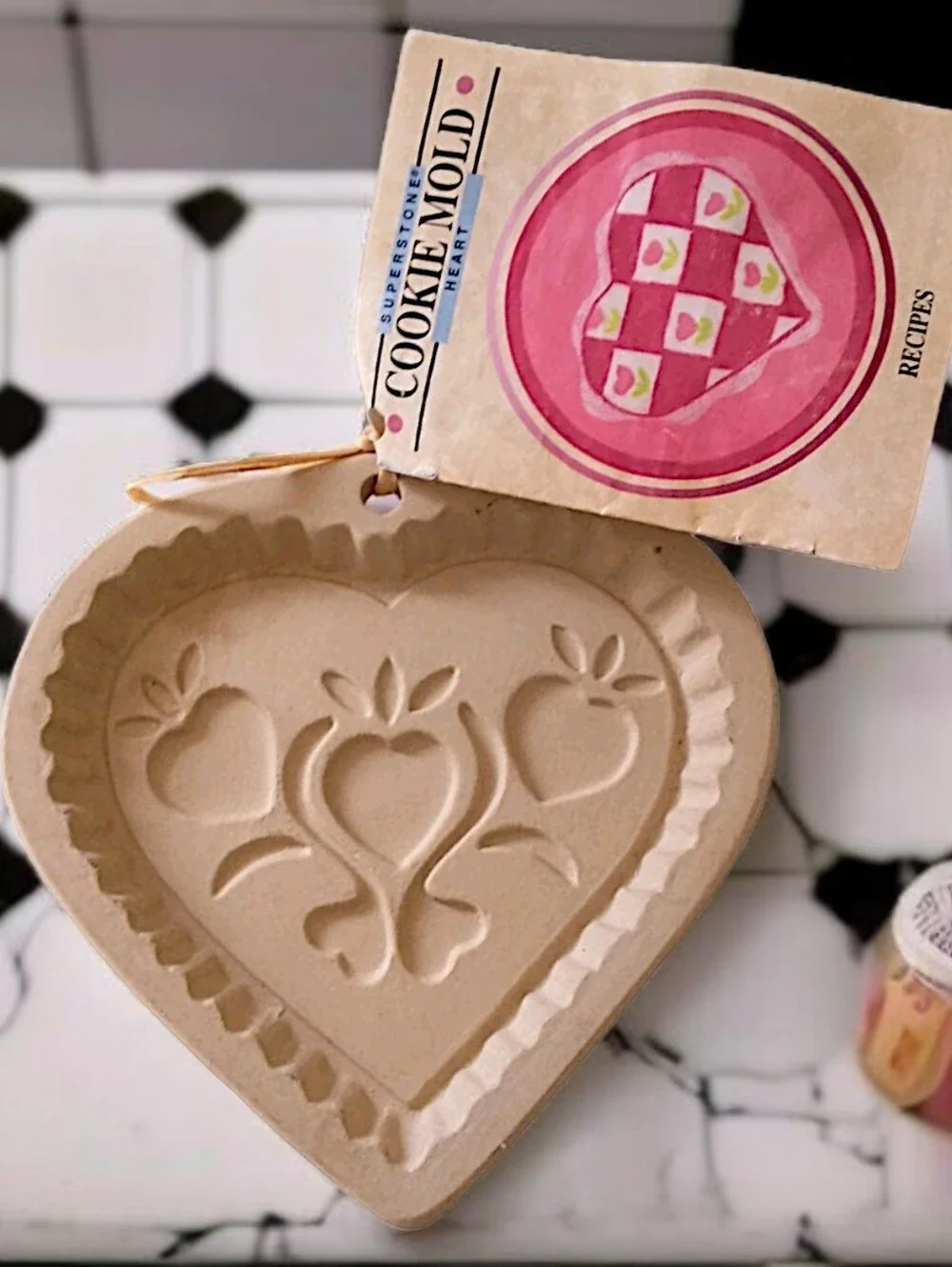Superstone Sassafras heart shaped